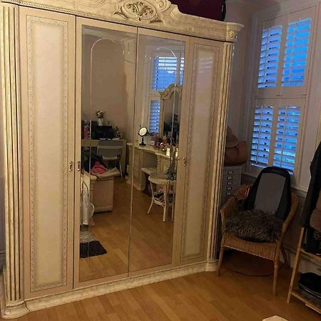 Nice Comfy House Лондон Екстер'єр фото